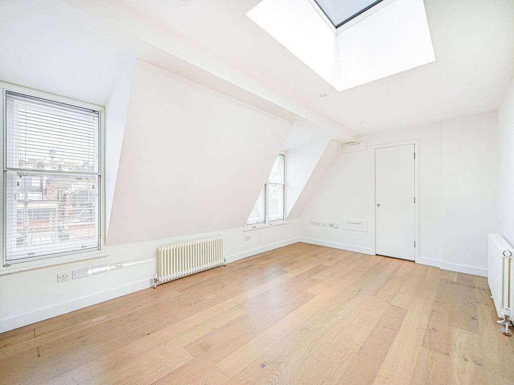 Property photo 3 of 10 Rupert Street