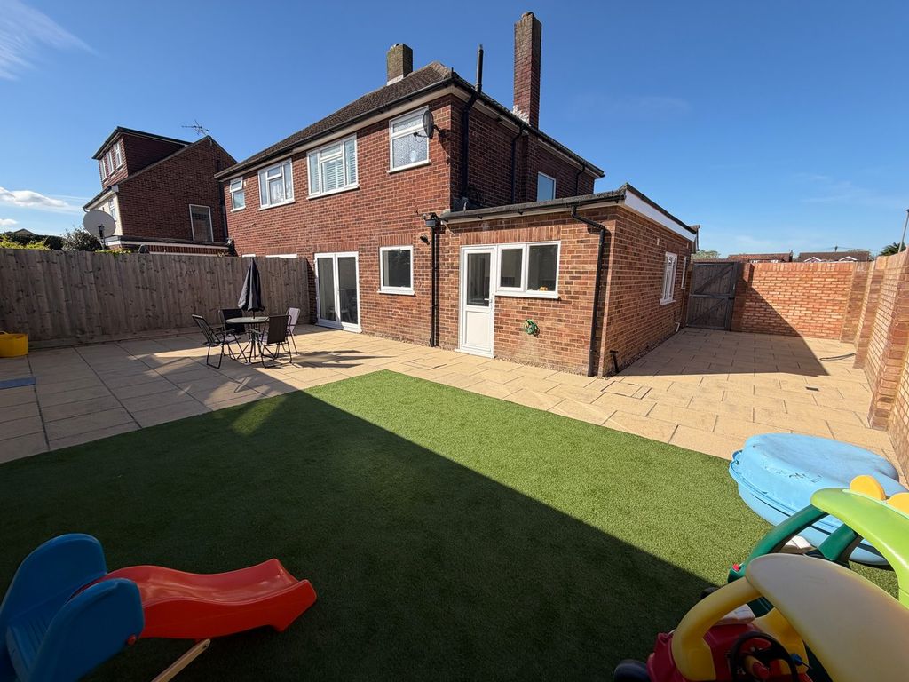 Property photo 3 of 16