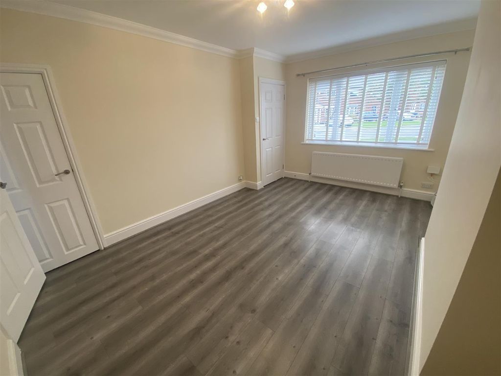 Property photo 2 of 13 Img_4907.Jpeg