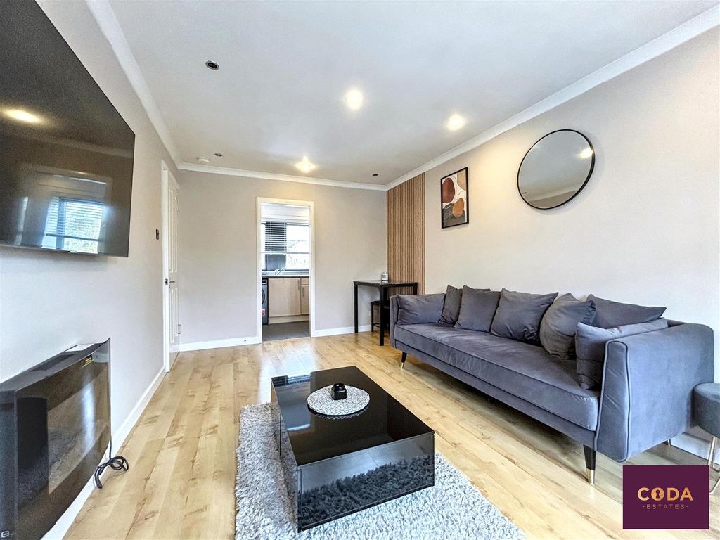 Property photo 3 of 14 Img_9712.Jpg