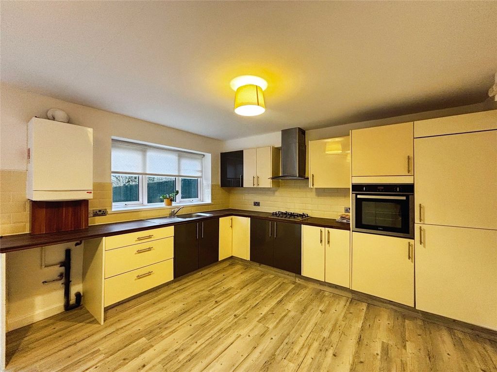 Property photo 3 of 13 Picture No. 32