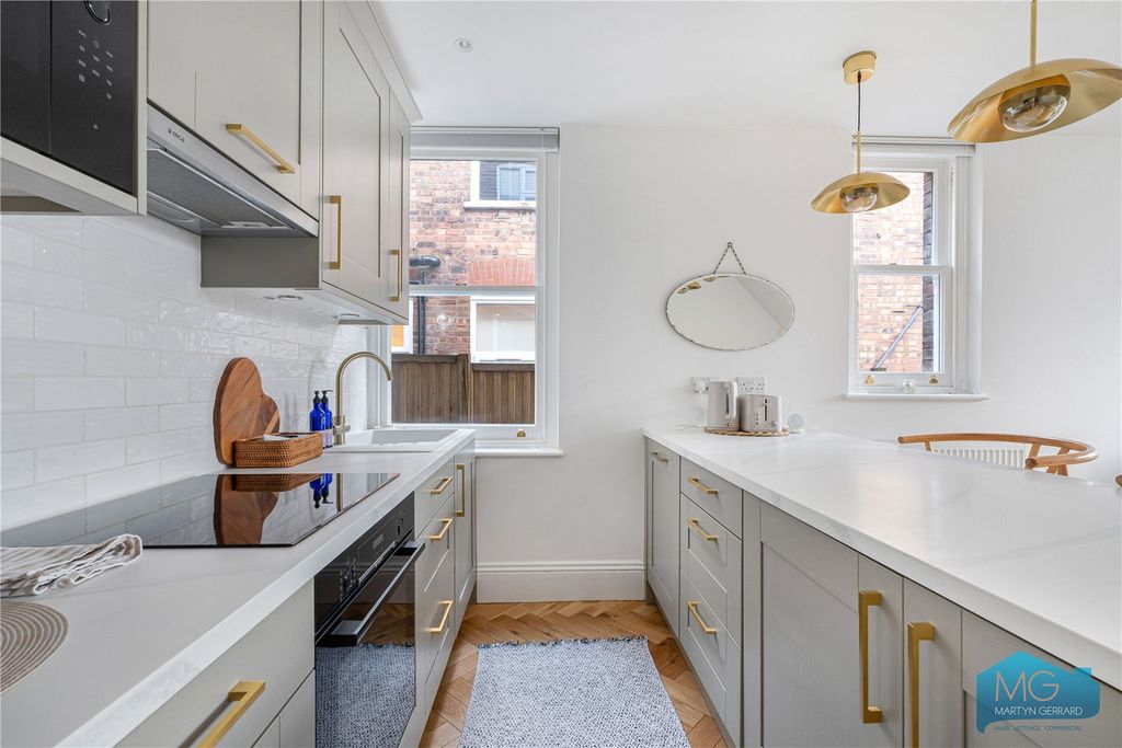 Property photo 1 of 33 Picture No. 29