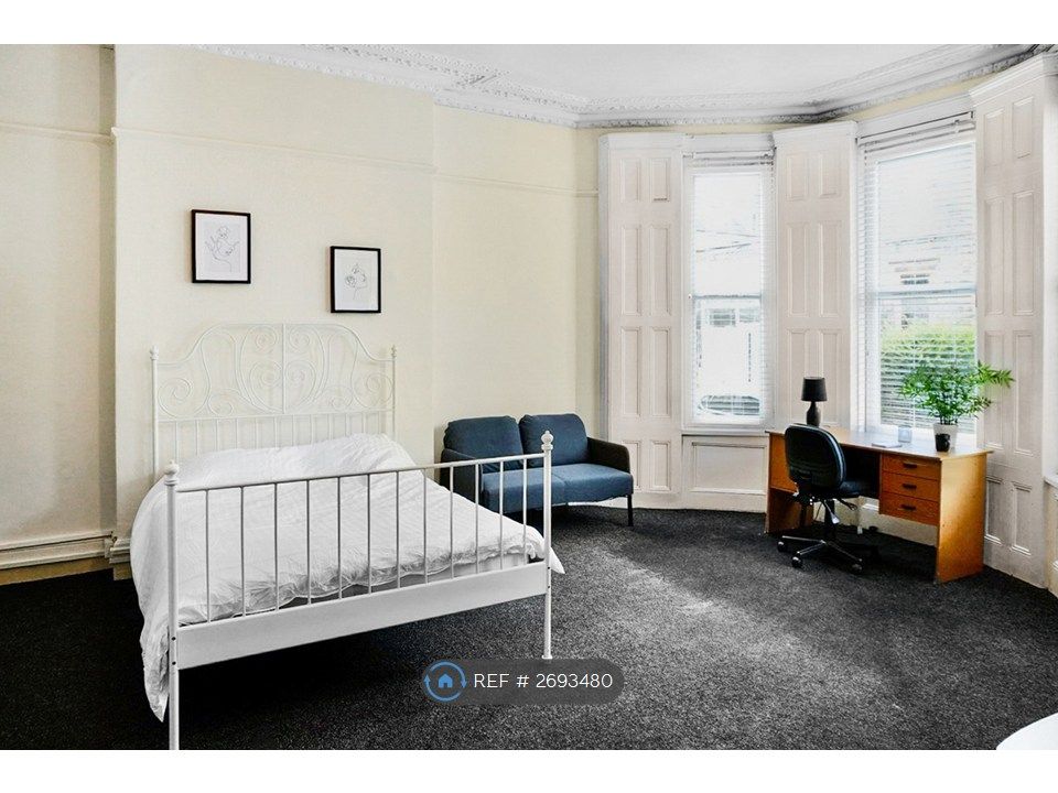 Property photo 1 of 5 Overview