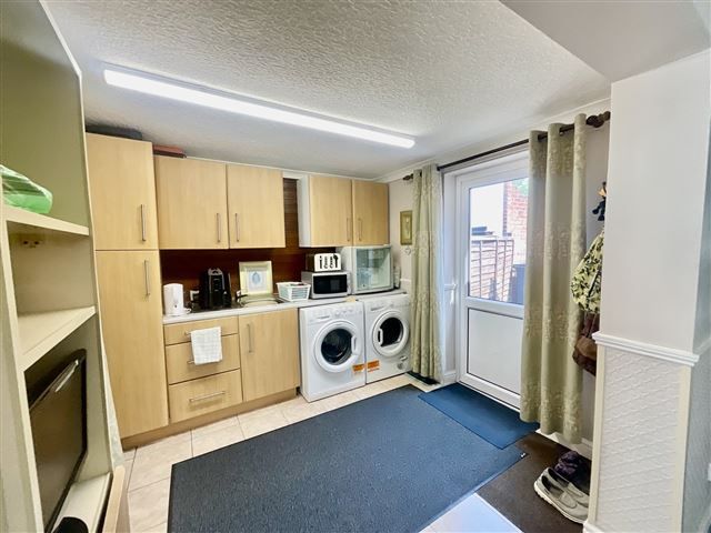 Property photo 3 of 21 Utility