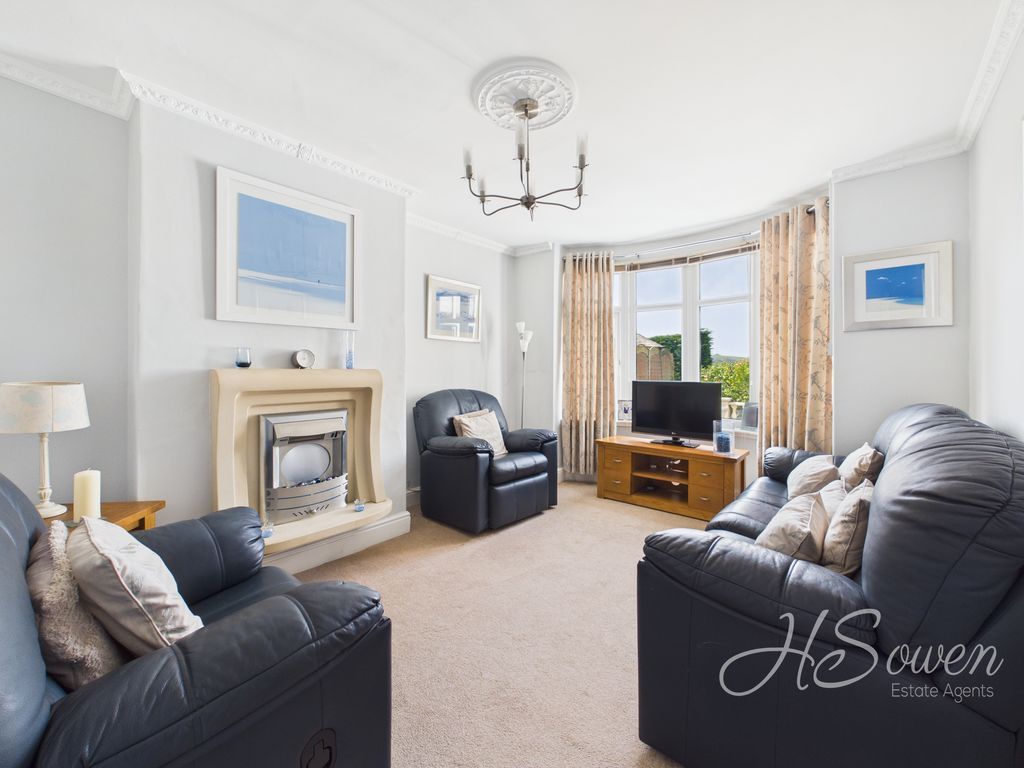 Property photo 3 of 21 Photo 18