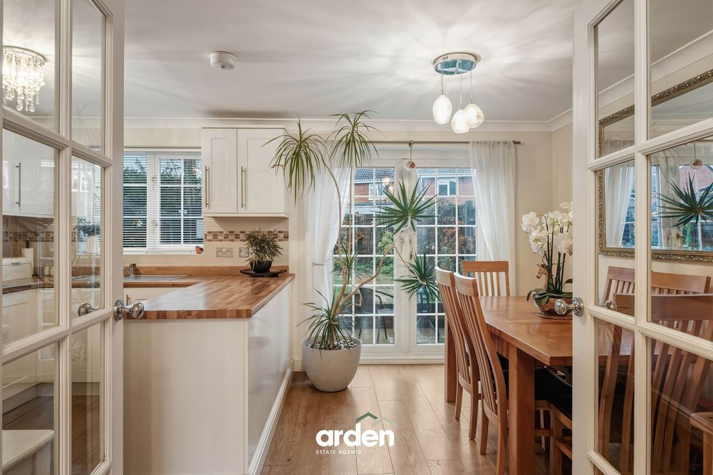 Property photo 3 of 14