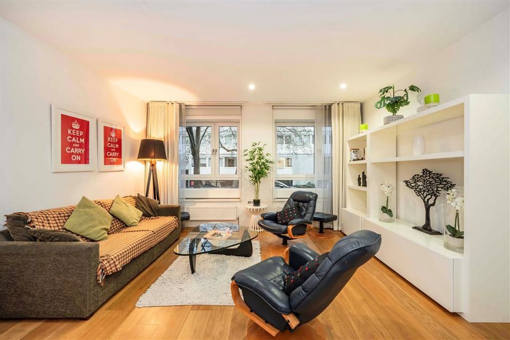 Property photo 3 of 6