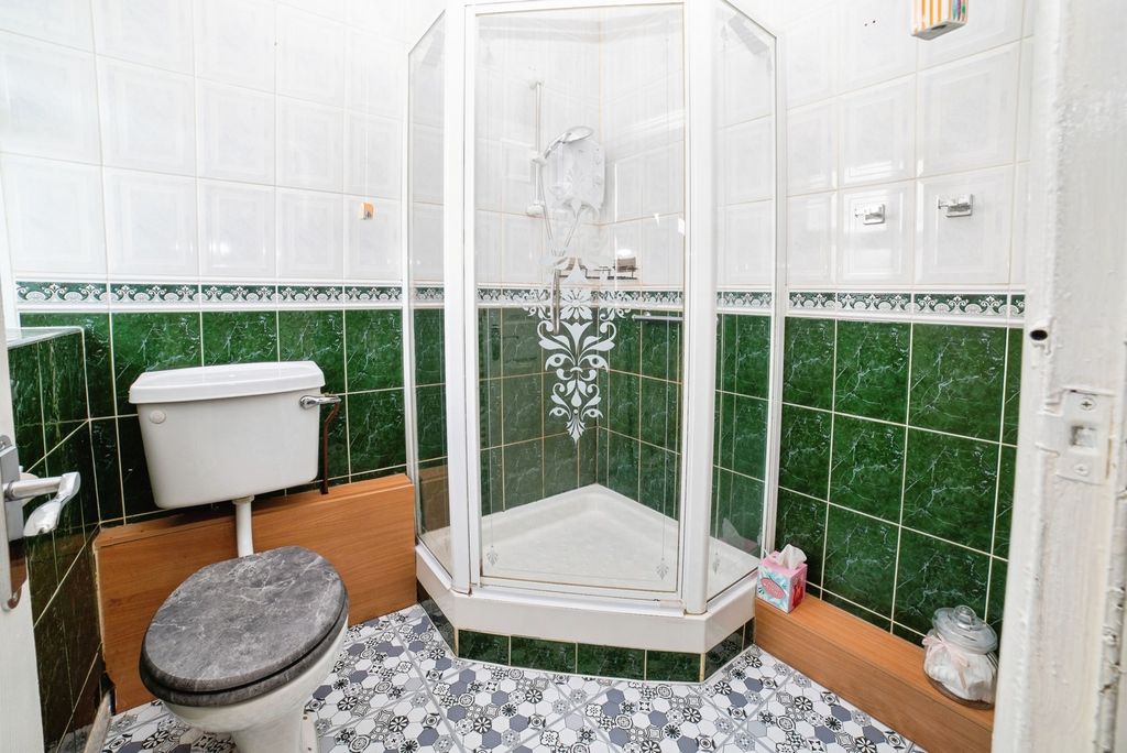 Property photo 3 of 15 Pbox-Img.Jpg