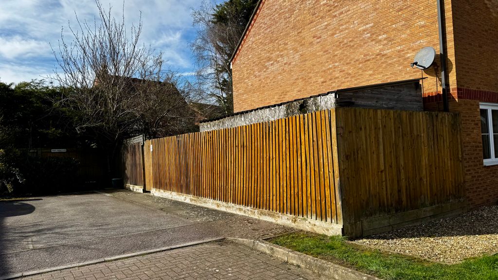 Property photo 2 of 18