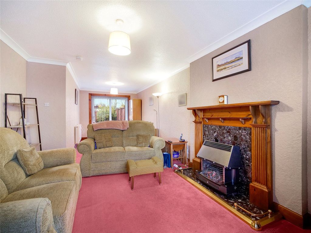 Property photo 3 of 21 Picture No. 03