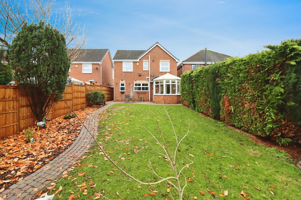 Property photo 2 of 17