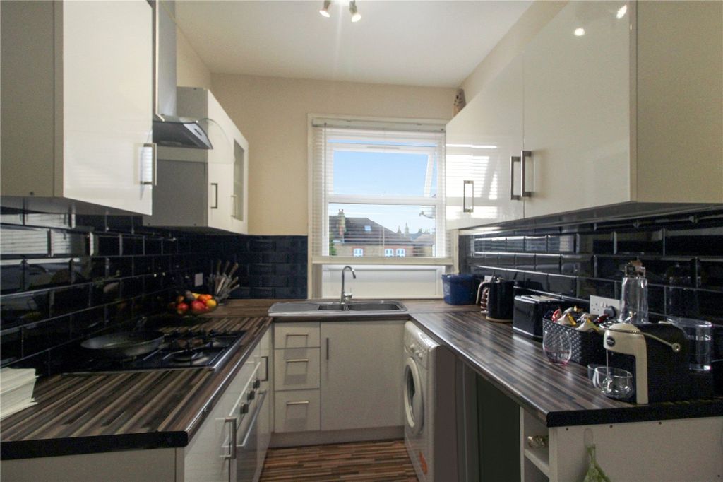 Property photo 3 of 10 Picture No. 08