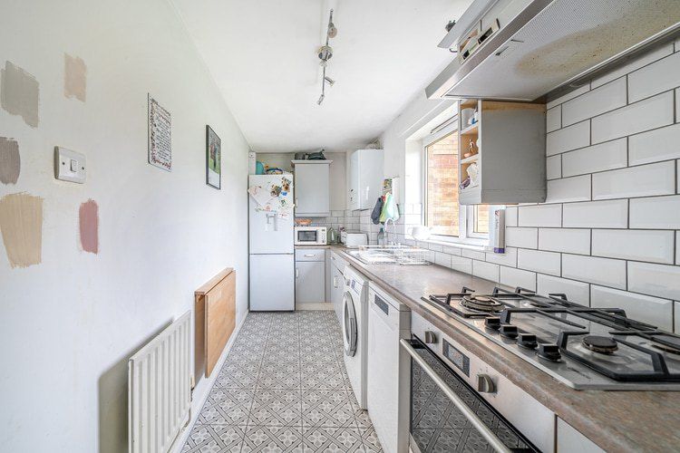 Property photo 3 of 18