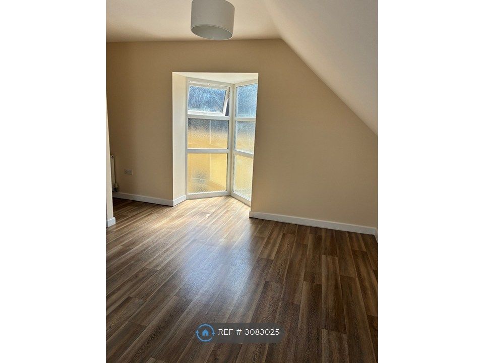 Property photo 3 of 11 Living Room To Show New Flooring