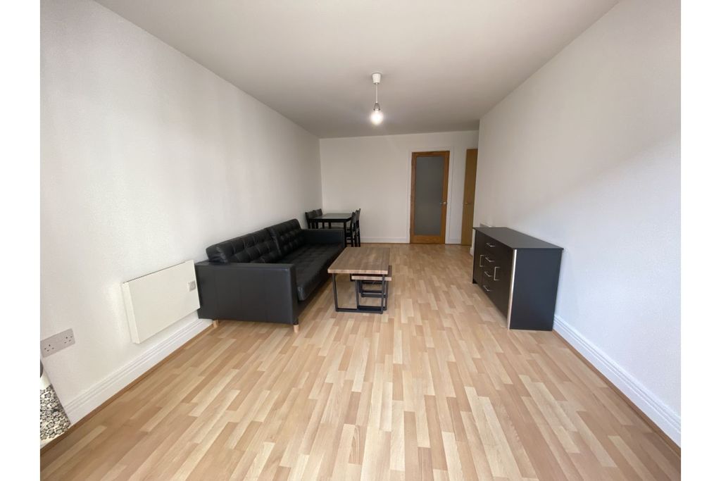 Property photo 2 of 32 Living Room