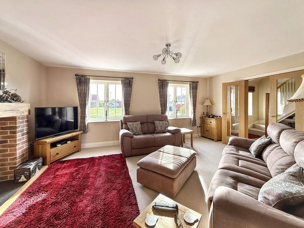 Property photo 3 of 17