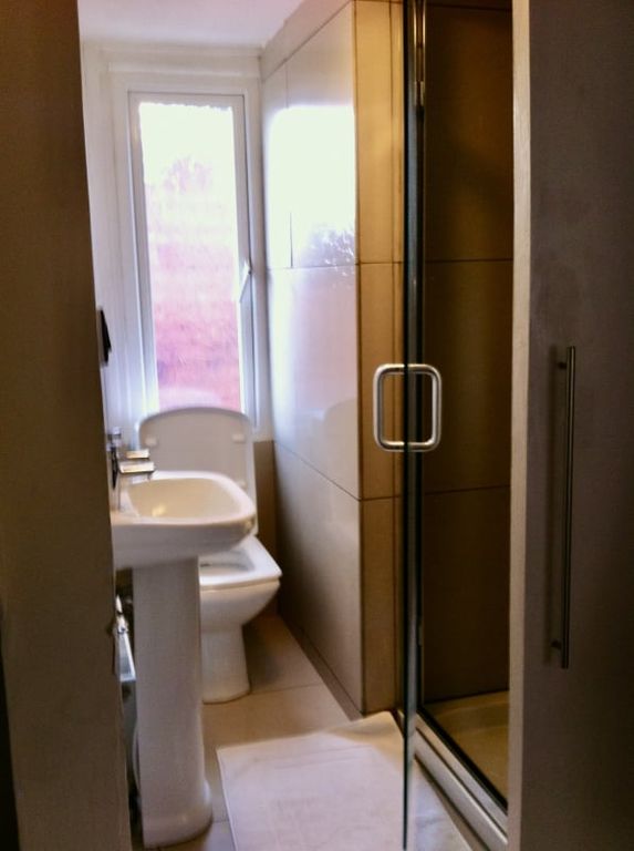 Property photo 2 of 25