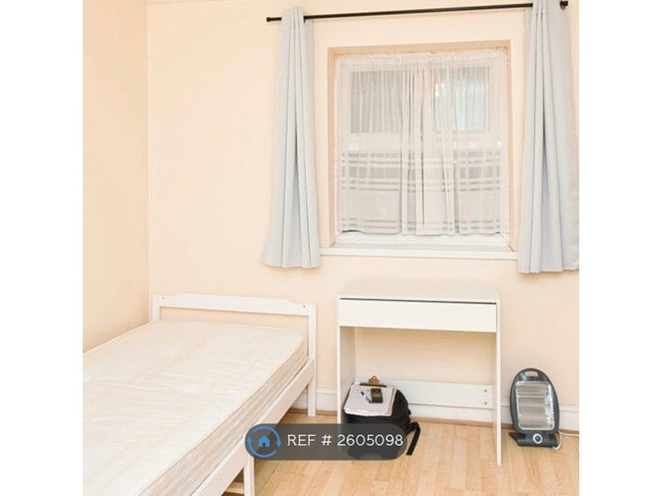 Property photo 3 of 4