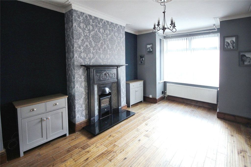Property photo 2 of 14 Picture No. 08