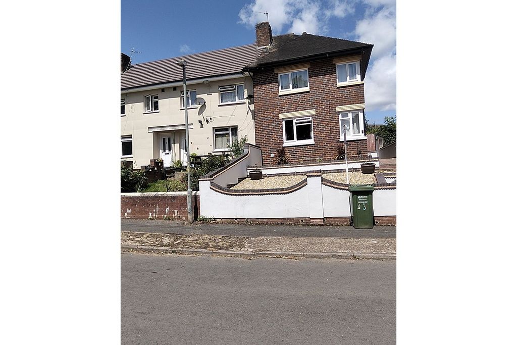 Property photo 2 of 14