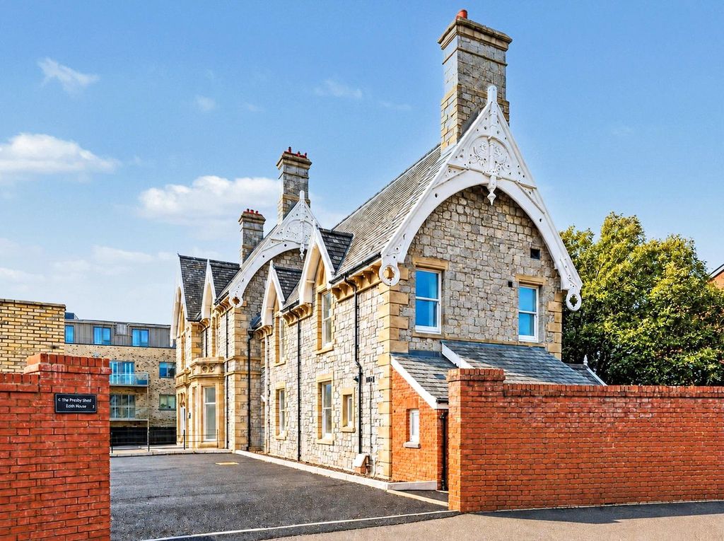 Property photo 1 of 10 Picture No. 34