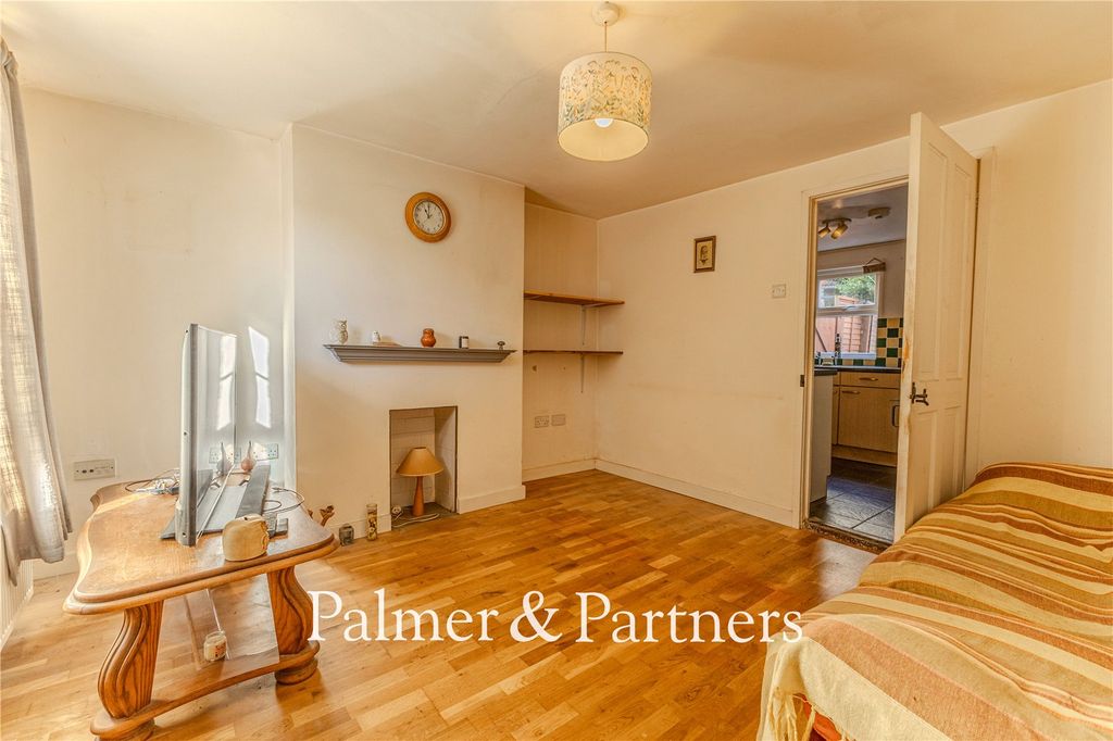 Property photo 3 of 15 Picture No. 04