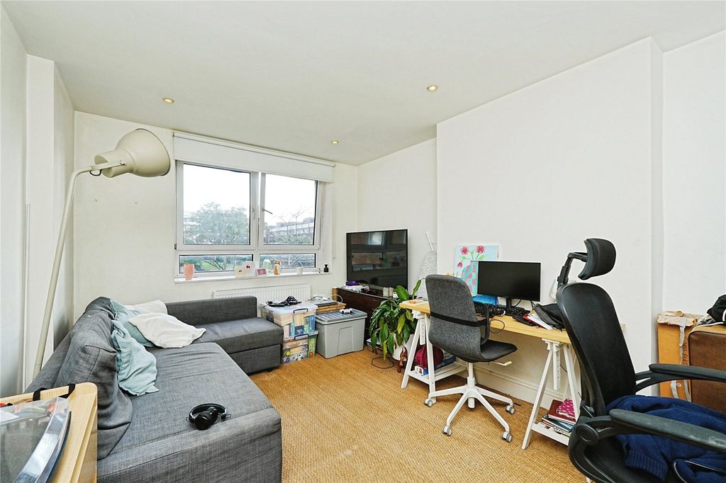 Property photo 1 of 14 Picture No. 30