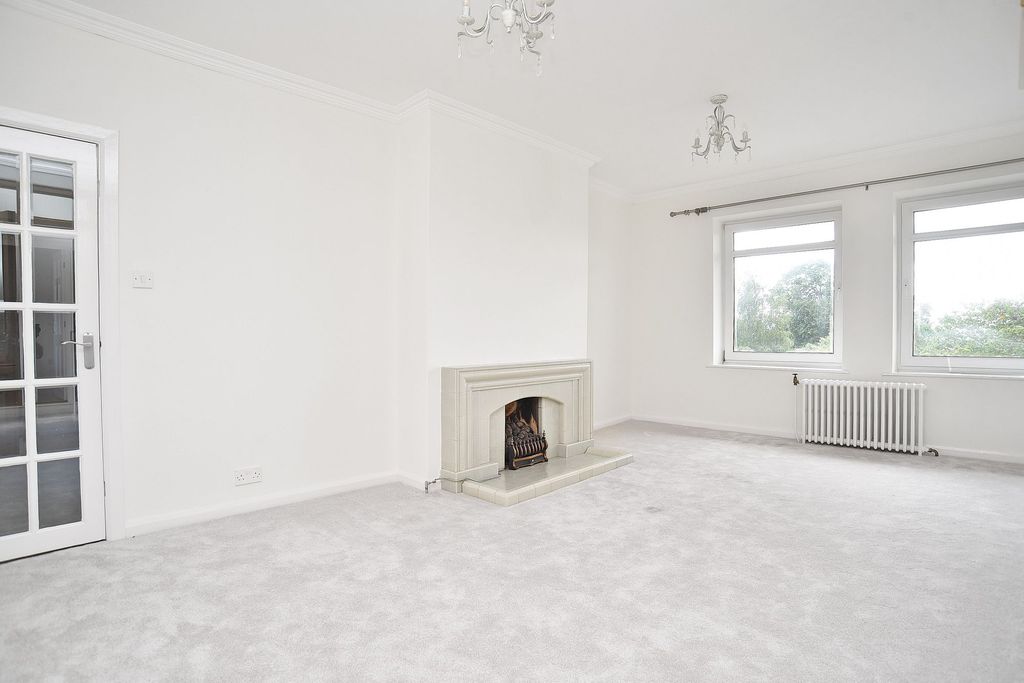 Property photo 3 of 26