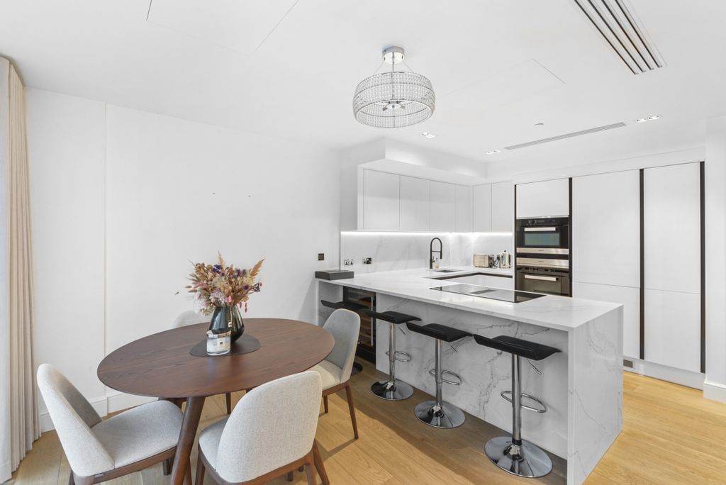 Property photo 1 of 15 Dsc_1241_High