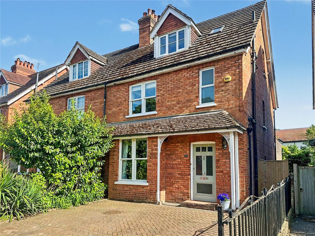 Property photo 1 of 27 Picture No. 01