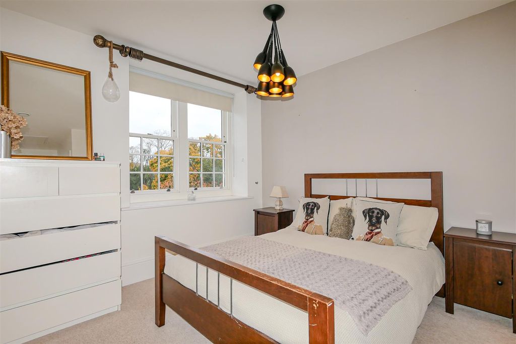 Property photo 3 of 11 Bedroom One