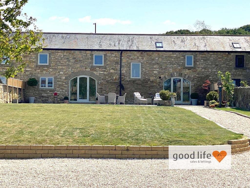 Property photo 1 of 28 20250809_143027000_Ios2Overthehill.Jpg