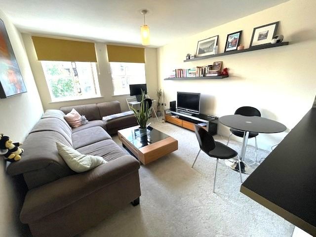 Property photo 2 of 11 1659382