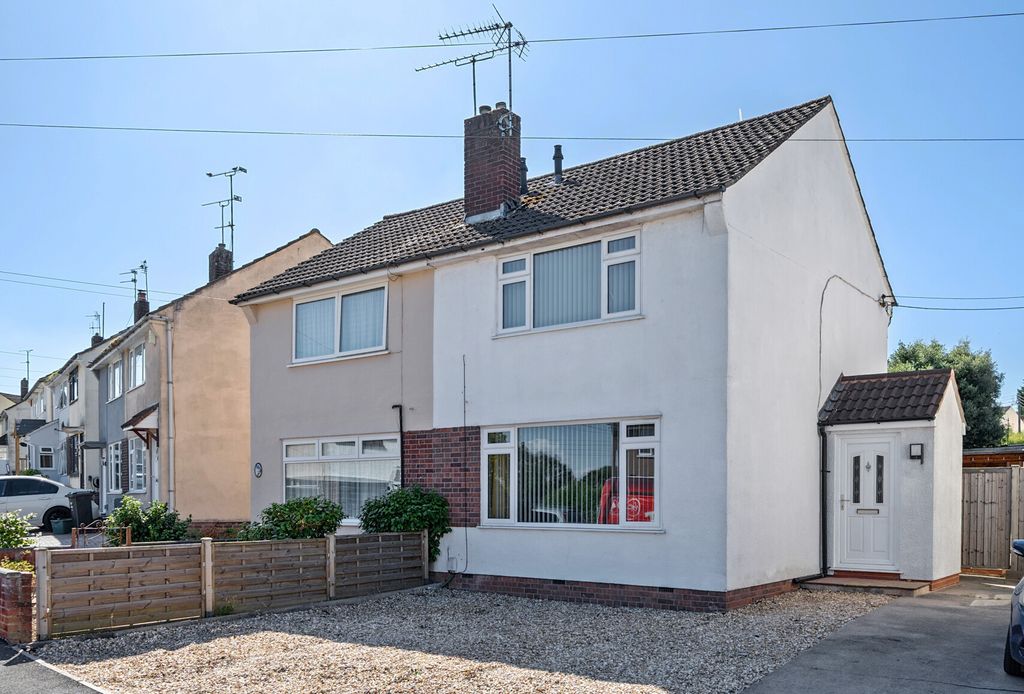 Property photo 1 of 23 1324590-2-686Fdcf...