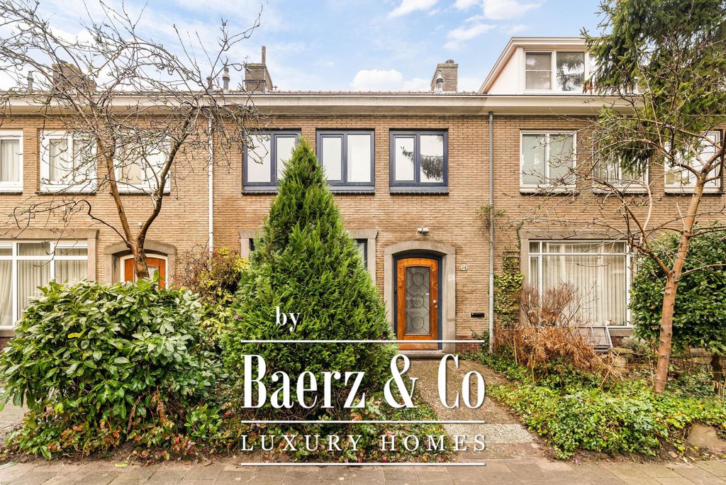 Property photo 1 of 42