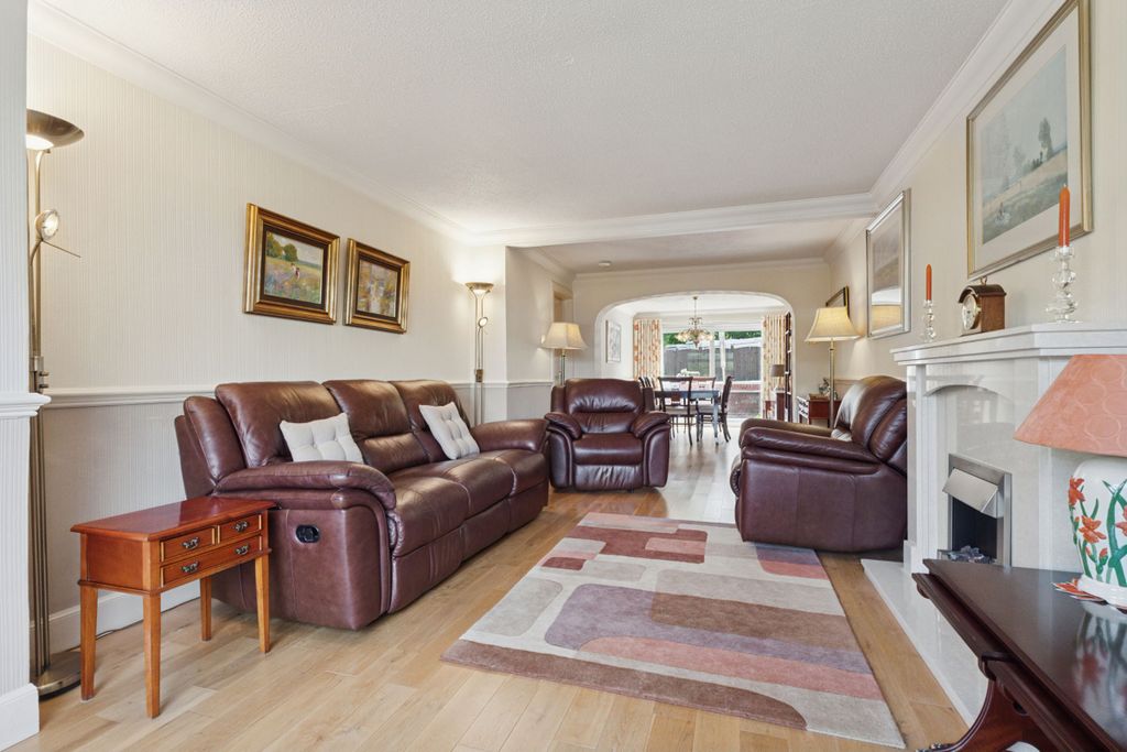 Property photo 3 of 30