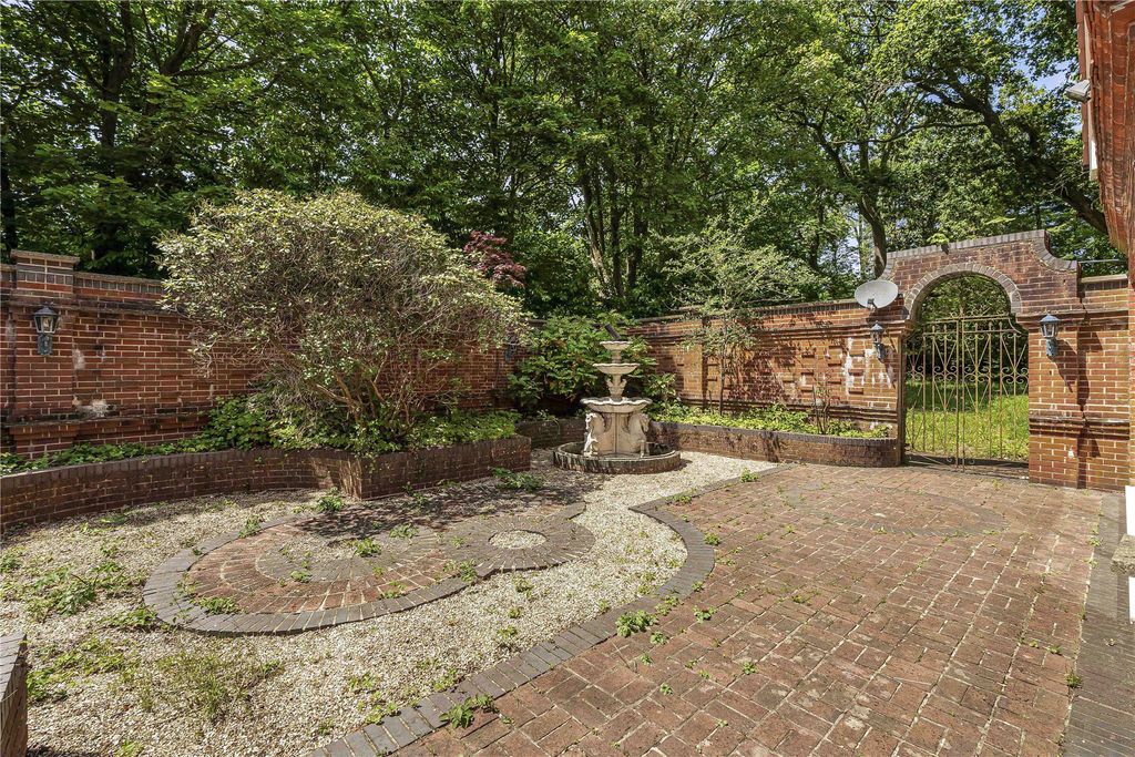 Property photo 3 of 27 Picture No. 36