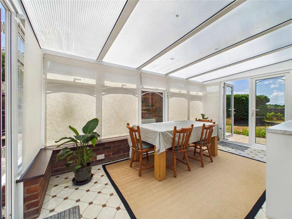 Property photo 3 of 21 Picture No. 03