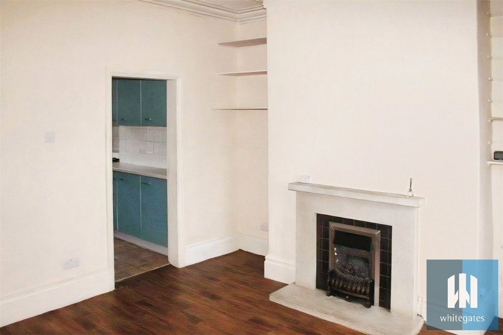 Property photo 3 of 8 Picture No. 05
