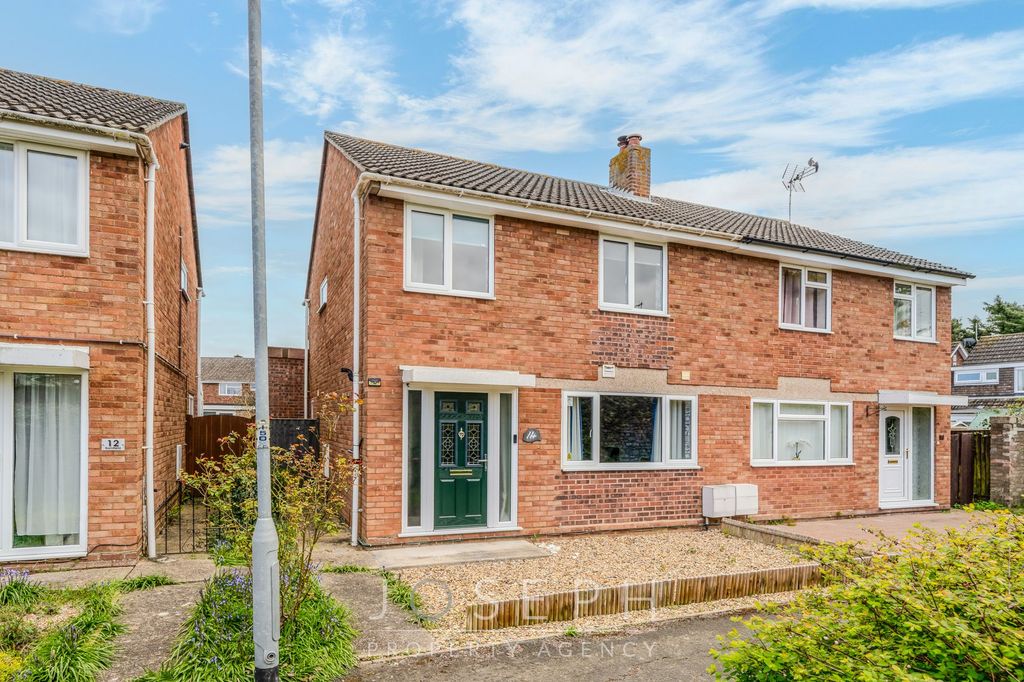 Property photo 1 of 21