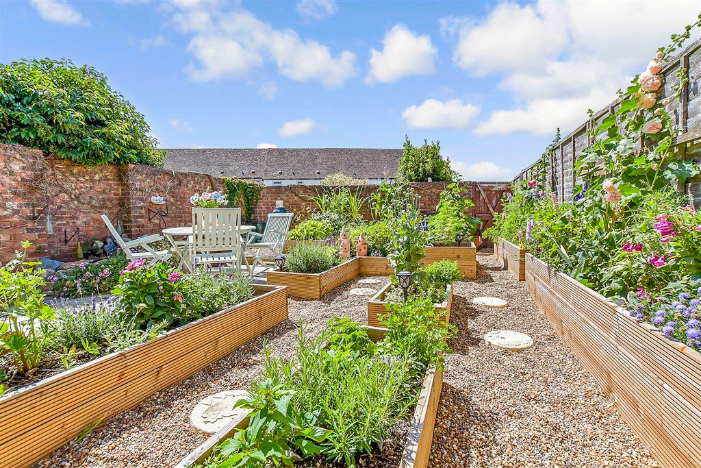 Property photo 3 of 11 Rear Garden