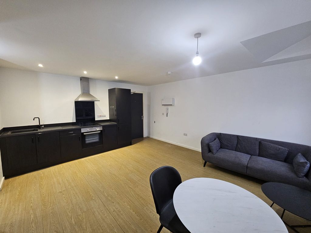 Property photo 3 of 7