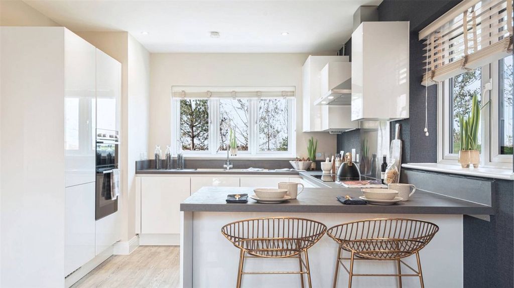 Property photo 2 of 9 The Linton Kitchen