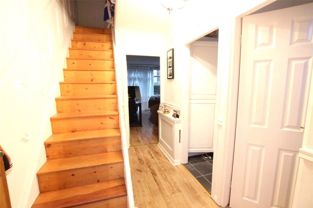 Property photo 2 of 8 Picture No. 03