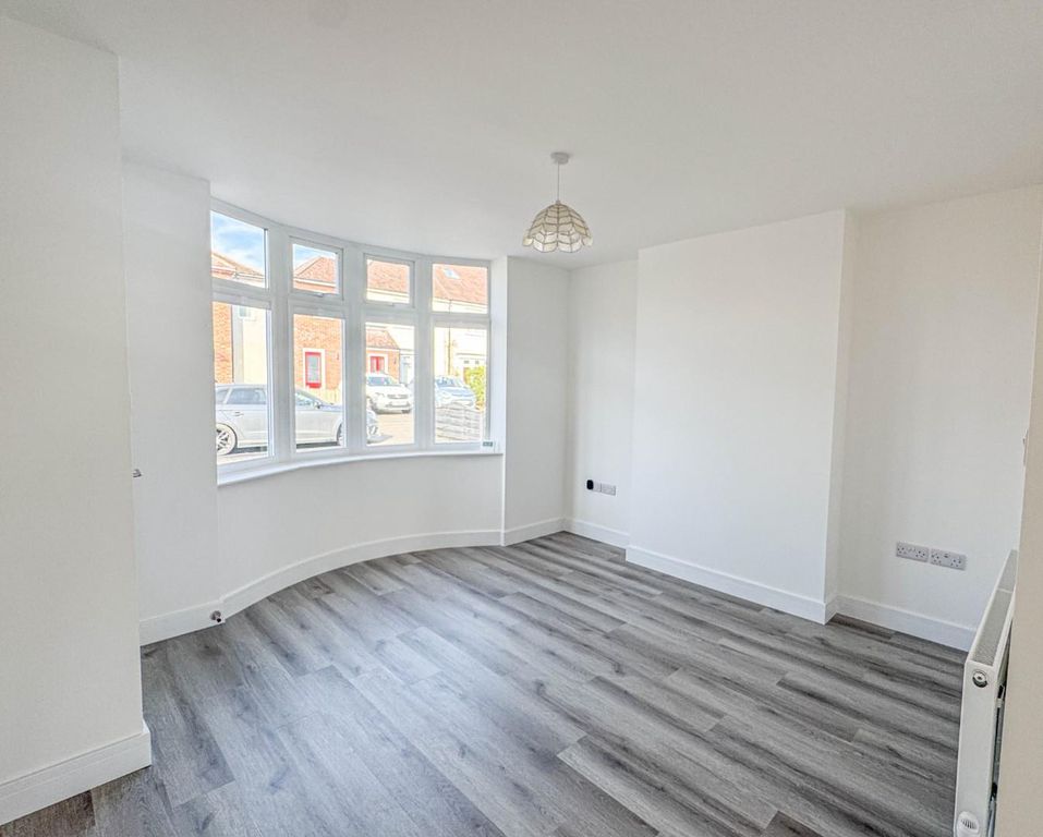 Property photo 2 of 17 20260302_103123713_0.0.Jpg