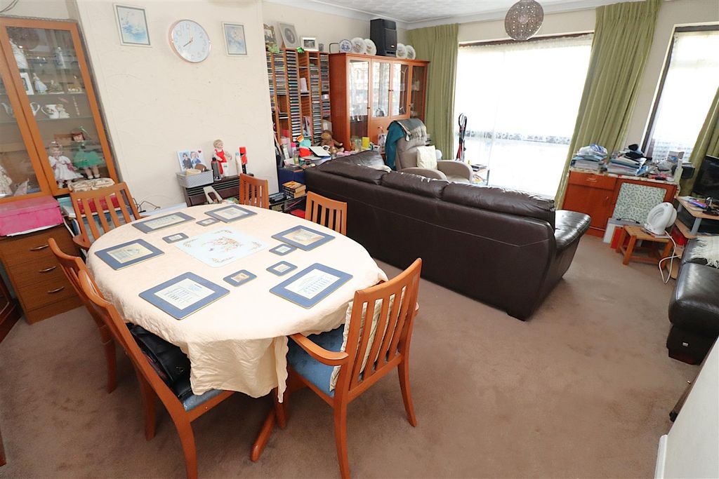 Property photo 2 of 13 Img_0054.Jpg