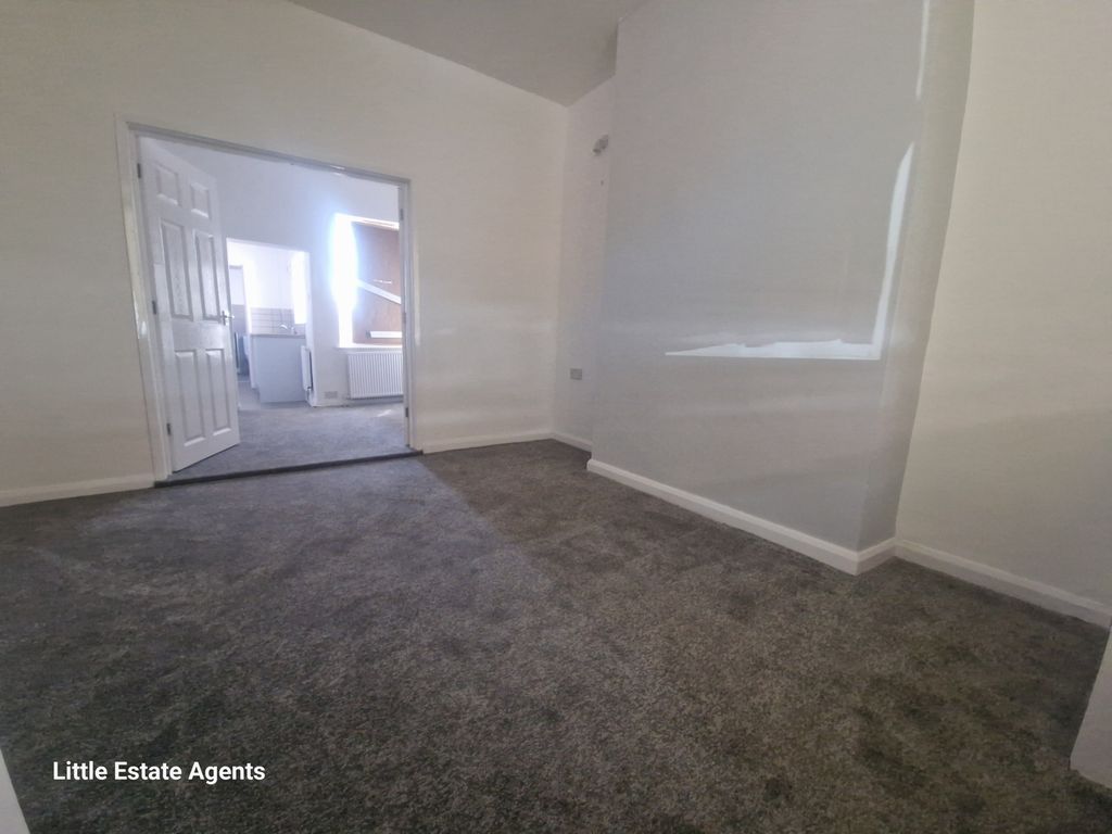 Property photo 2 of 15 Photo 2