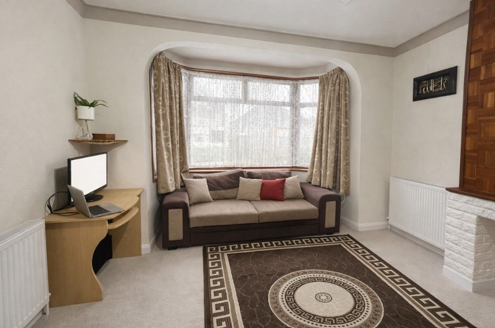 Property photo 1 of 8