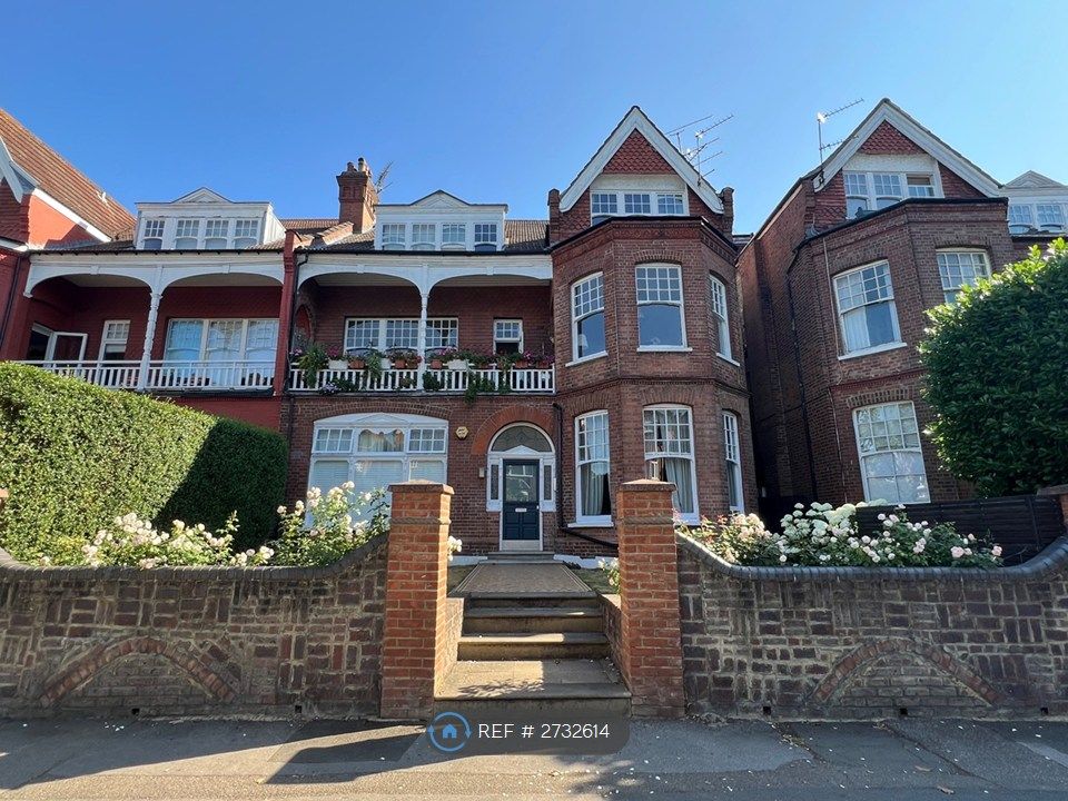 Property photo 3 of 6