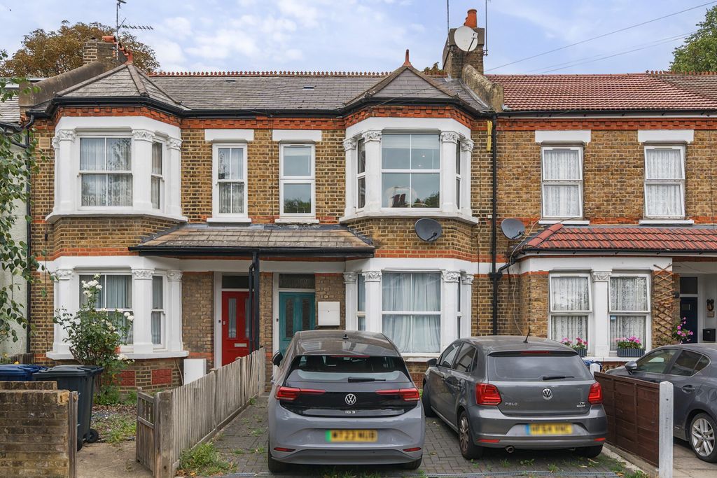 Property photo 1 of 11 1332970-1-68A5B19...